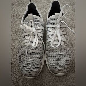 Adidas women’s Cloudfoam Sneakers